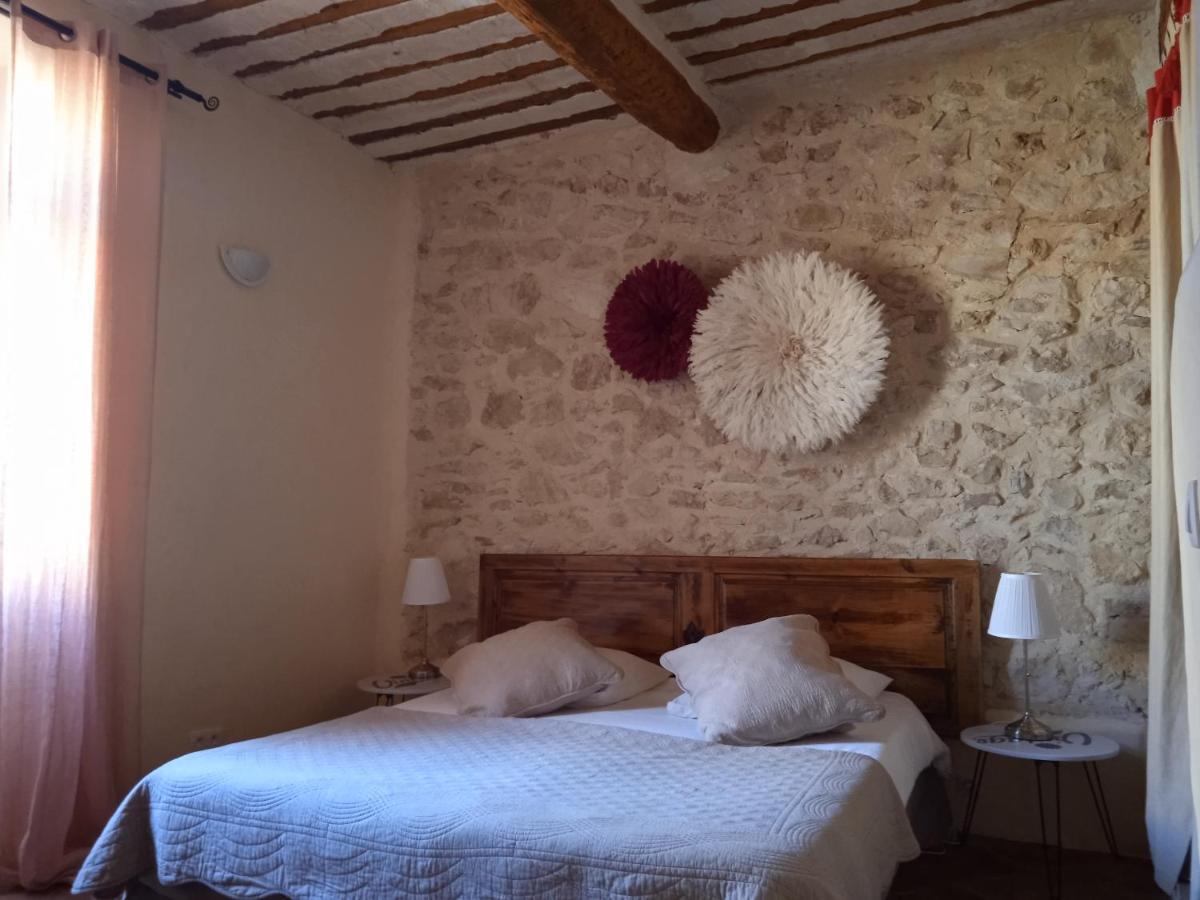 Chambre D'Hotes Face Au Lavoir Méthamis 外观 照片