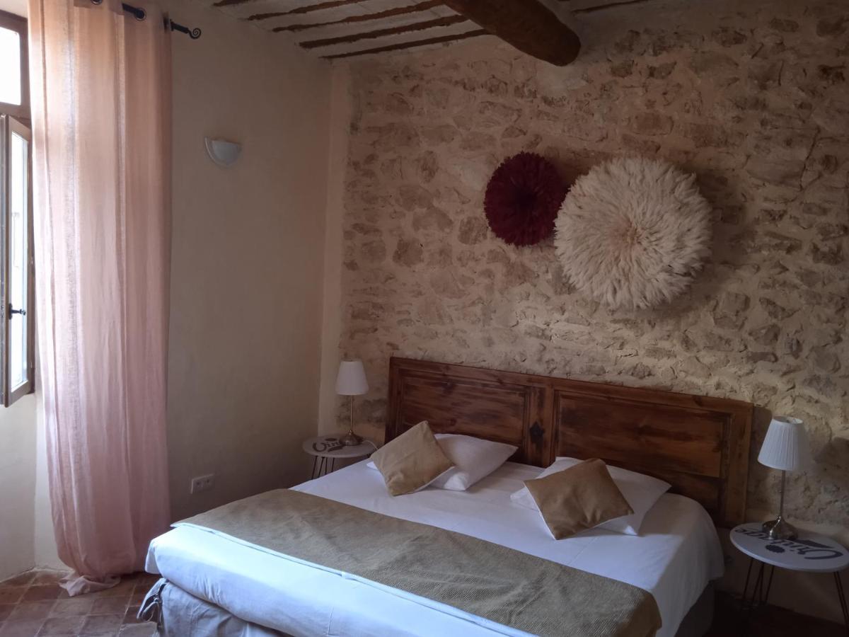Chambre D'Hotes Face Au Lavoir Méthamis 外观 照片